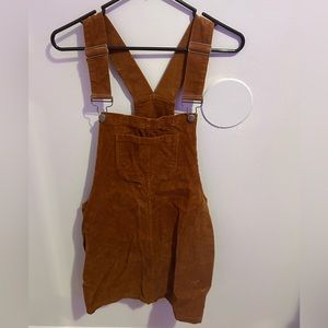 Large Rue21 brown overall dress with back pockets!